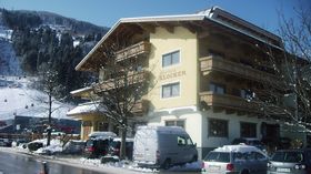 Hotel Garni Klocker im Winter, Kaltenbach im Zillertal